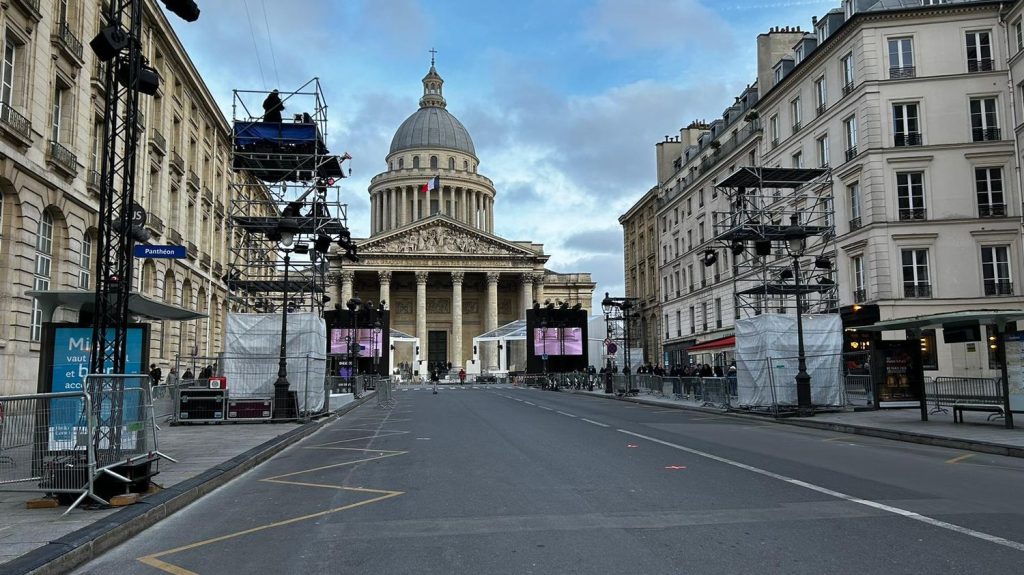 Panthéonisation de Manouchian : "Quand on propose d'expulser tous les immigrés, on n'a rien à faire au Panthéon", lance au RN le fils de Joseph Epstein, fusillé en 1944
Georges Duffau-Epstein rappelle que Missak "Manouchian était apatride, donc expulsable si on écoute Marine Le Pen". Pour le fils de Joseph Epstein, l'ancienne candidate à l'élection présidentielle aurait dû avoir "la décence de ne pas accepter cette invitation".