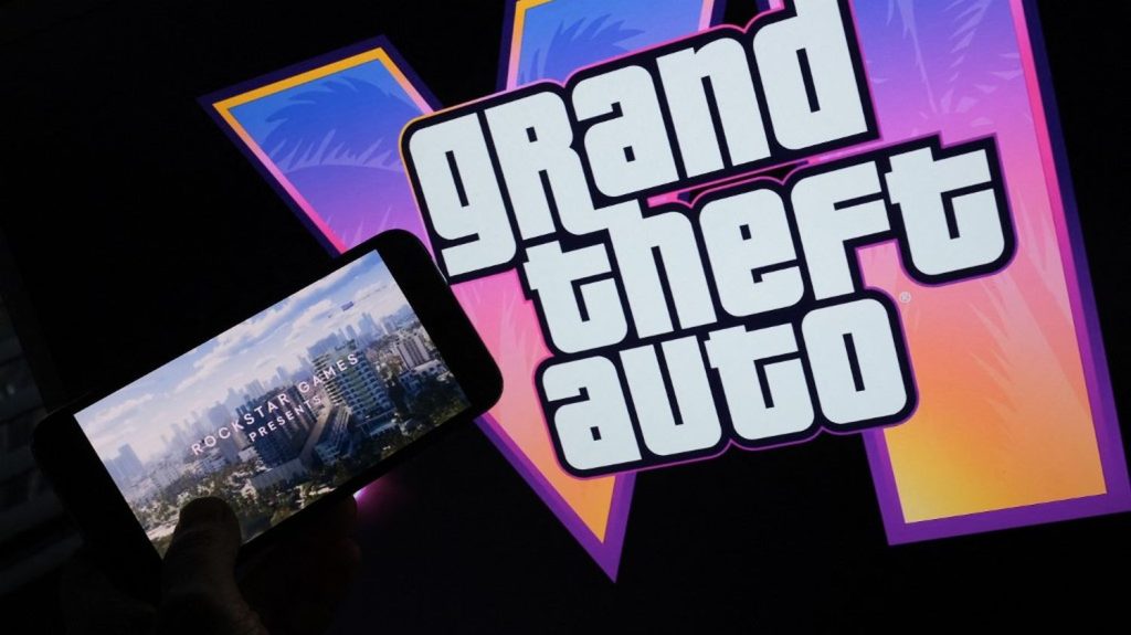 "GTA VI" : Rockstar Games dévoile la bande-annonce du prochain épisode de la série "Grand Theft Auto"
Le prochain opus, qui revient à Vice City, permettra notamment d'incarner un personnage principal féminin. La sortie de "GTA VI" est prévue pour 2025.