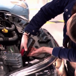 Emploi : mécanicien, un métier qui a de l’avenir
Les formations de mécanique et de carrosserie ont, plus que jamais, le vent en poupe et ont même tendance à se féminiser. Le secteur attire, et recrute aussi.