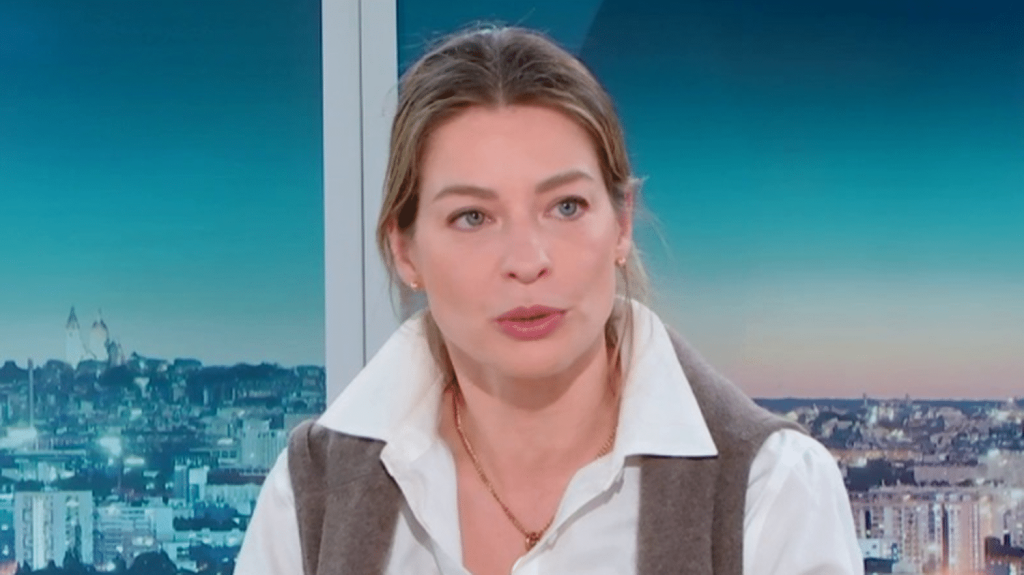 Exemption de droits de douane sur les produits ukrainiens : la numéro 2 de la liste LR aux élections européennes se prononce en faveur d'un rétablissement
Céline Imart, agricultrice et numéro 2 de la liste Les Républicains aux élections européennes, est l'invitée du 19/20 info, mardi 27 février. Elle réagit notamment à l'exemption de droits de douane pour les produits agricoles ukrainiens qui entrent en Europe.