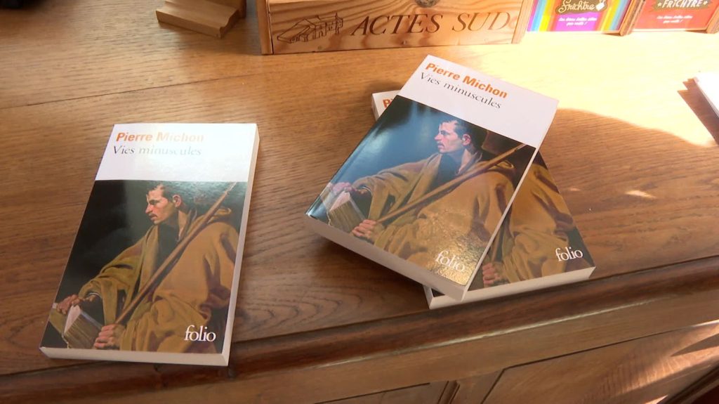 À Guéret, les amis de Pierre Michon ont célébré les 40 ans de son premier roman "Vies minuscules"
Un premier livre entré directement parmi les classiques et qui bouleversa à sa sortie en 1984 le monde littéraire français.