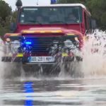 Tempête Monica : tour d'horizon des dégâts en France
Le Gard fait partie des dix départements en vigilance orange. Si le Sud-Est est confronté à de forts cumuls de pluie, des inondations et des crues, Météo France alerte aussi pour vents violents et alertes d’avalanches.