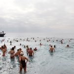 Semi-marathon, bain du carnaval ... plusieurs événements reportés ou annulés en raison d'un épisode méditerranéen dans les Alpes-Maritimes
Vents forts, grosses vagues, neige... Les Alpes-Maritimes font les frais du mauvais temps.