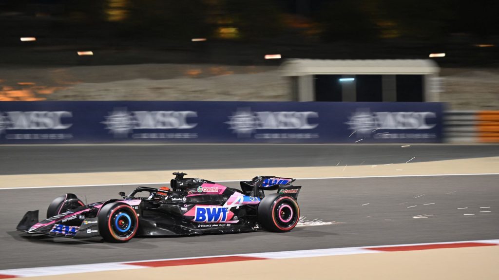 F1 : Alpine revoit déjà sa copie après le premier Grand Prix de la saison raté et annonce plusieurs "changements organisationnels"
Après des résultats décevants à Bahreïn lors du premier week-end de course (Esteban Ocon a fini 17e, Pierre Gasly 18e), l'écurie française procède à un remaniement majeur de sa direction technique.