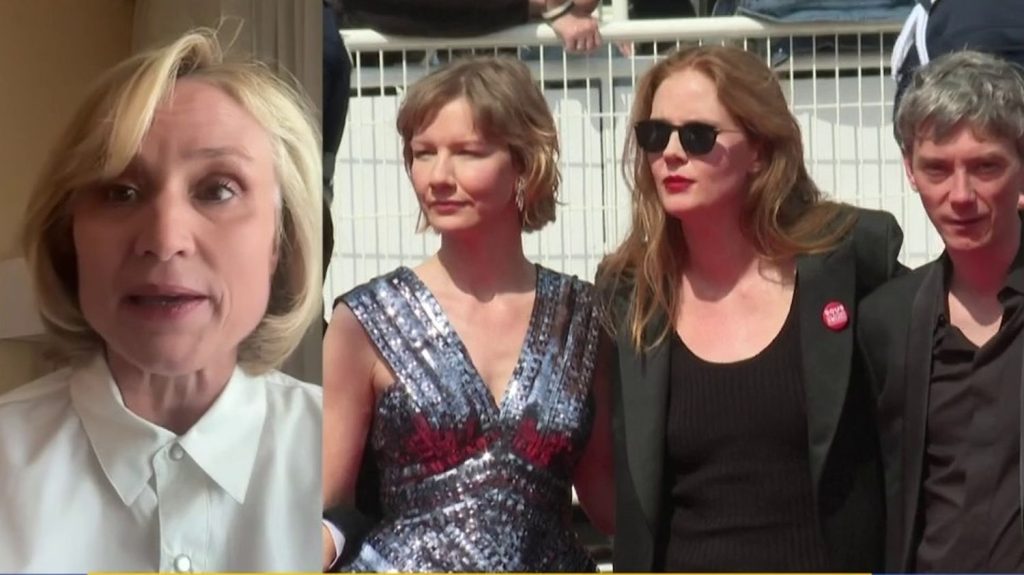 Oscars 2024 : "C’est un succès énorme pour ce film", analyse Daniela Elstner, directrice générale d’UniFrance, à propos d'"Anatomie d’une chute"
Daniela Elstner, directrice générale d’UniFrance, était en duplex sur le plateau du 19/20 info dimanche 10 mars. Elle a évoqué la cérémonie des Oscars, qui a nommé "Anatomie d'une chute" dans cinq catégories.