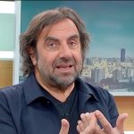 Culture : l'auteur-compositeur André Manoukian décompose la musique dans un livre
Dans son livre "Les pouvoirs extraordinaires de la musique", qu'il présente le 22 mars dans le 12/13 info, André Manoukian passe du piano à la plume pour tenter de décrypter les mécanismes de la musique, une passion dont il a fait son métier.