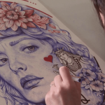 Haut-Rhin : pour ses tableaux, une artiste remplace le pinceau par le stylo
Dans le Haut-Rhin, l'artiste Amandine Lefèbvre réalise des tableaux au stylo. Les portraits de femmes constituent son sujet de prédilection. Reportage.