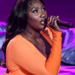 Paris 2024 : Aya Nakamura victime d’une vague de haine sur les réseaux sociaux
La chanteuse francophone la plus écoutée dans le monde est victime d'insultes racistes depuis que son nom est évoqué pour chanter lors de la cérémonie d'ouverture des Jeux olympiques de Paris 2024.