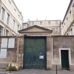 Le monastère de la Visitation au cœur d'une bataille entre le diocèse de Paris et des défenseurs du patrimoine
Dans ce monastère abandonné, le diocèse de Paris a prévu de construire des logements pour les démunis. Un projet contesté par des associations de défense du patrimoine.