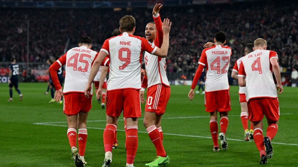 Ligue des champions : le Bayern Munich domine largement la Lazio et se qualifie pour les quarts de finale
Après sa défaite à Rome lors du match aller, le club bavarois s'est remis la tête à l'endroit en s'imposant sans trembler à l'Allianz Arena (3-0) et rallie les quarts de finale.