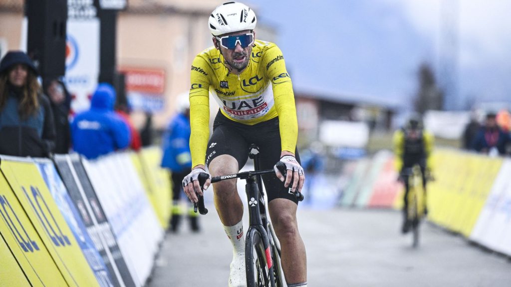 Paris-Nice 2024 : Aleksandr Vlasov vainqueur d'étape, les Américains Brandon McNulty et Matteo Jorgenson placés pour la victoire finale
Le maillot jaune Brandon McNulty conserve 4 secondes d'avance sur son compatriote, avant la dernière étape, dimanche. Samedi, Aleksandr Vlasov a remporté la 7e étape à la Madone d'Utelle.