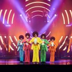 "Black legends" à Bobino : une comédie musicale euphorisante sur l’histoire des Afro-Américains
Le spectacle, une fresque en trente-six tableaux, revient sur l’histoire de la communauté noire aux Etats-Unis avec un répertoire musical époustouflant. "Black legends", une comédie musicale galvanisante.