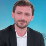 Course des garçons de café à Paris : "C'est l'occasion de représenter le métier", se réjouit un participant
La course des garçons de café fera son retour à Paris le 24 mars. Invités du 12/13 info, jeudi 21 mars, Thibault Poullot, assistant-maître d'hôtel au café-restaurant parisien Procop et participant, et Stéphane Counelakis, directeur d'exploitation de la brasserie parisienne LIPP, reviennent sur cette course née en 1914.