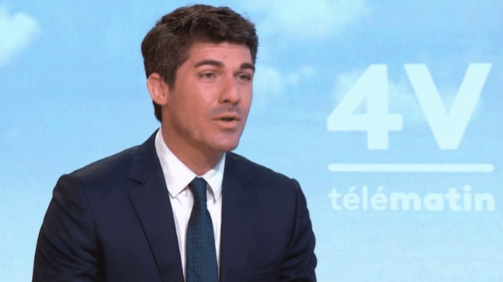 Paris 2024 : dénonçant des "zones d'ombre" dans l'organisation des JO, le député LR Aurélien Pradié demande une commission d'enquête
Aurélien Pradié, député Les Républicains (LR) du Lot, était l'invité des "4 Vérités" sur France 2, mercredi 6 mars.