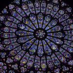 Notre-Dame de Paris : lancement du comité chargé de désigner l'artiste qui réalisera les vitraux contemporains
La Commission nationale du patrimoine et de l'architecture doit se prononcer en mai sur ce projet, soutenu par l'archevêque de Paris, Mgr Laurent Ulrich.