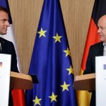 Guerre en Ukraine : "On ne peut pas dire que l'Allemagne ne fait rien pendant que la France ferait tout", selon un chercheur
Des divergences de plus en plus visibles apparaissent entre la France et l'Allemagne au sujet du la situation en Ukraine. Pour Camille Grand, chercheur au sein du Conseil européen pour les relations internationales, "il y a sans doute aussi une volonté de traiter les opinions publiques de manière différentes."