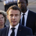 Le groupe terroriste Etat islamique au Khorasan "a conduit ces derniers mois plusieurs tentatives" en France, déclare Emmanuel Macron
"Les informations dont nos services disposent (...) indiquent en effet que c'est une entité de l'Etat islamique qui a fomenté" l'attentat qui a fait 137 morts en Russie, a déclaré le président français lors d'un déplacement en Guyane.
