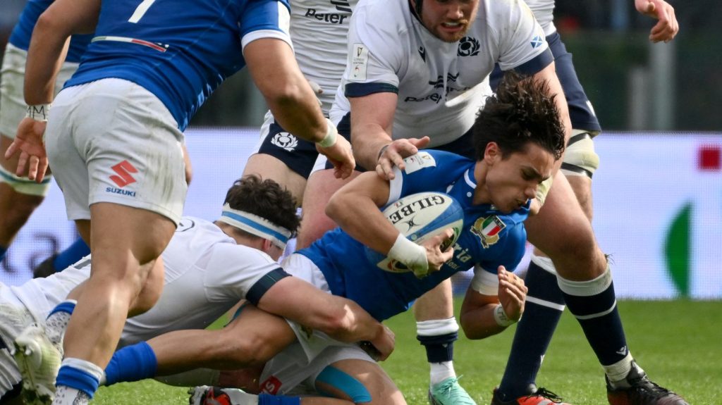 Six nations 2024 : les Azzurri renversent le XV du Chardon au Stadio Olimpico... Revivez l'exploit italien
Actuels deuxièmes, les Ecossais ont vu leurs derniers espoirs de victoire finale s'envoler à Rome, samedi, après leur défaite (29-31) contre des Transalpins décomplexés.