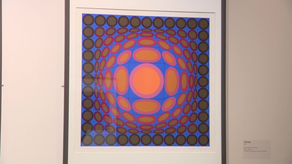 Victor Vasarely et la sérigraphie au cœur d’une grande exposition en sa fondation à Aix-en-Provence
La Fondation Vasarely propose "L’Art du multiple", une exposition sur l’importance de la sérigraphie pour le plasticien hongrois, désireux de démocratiser ses œuvres.