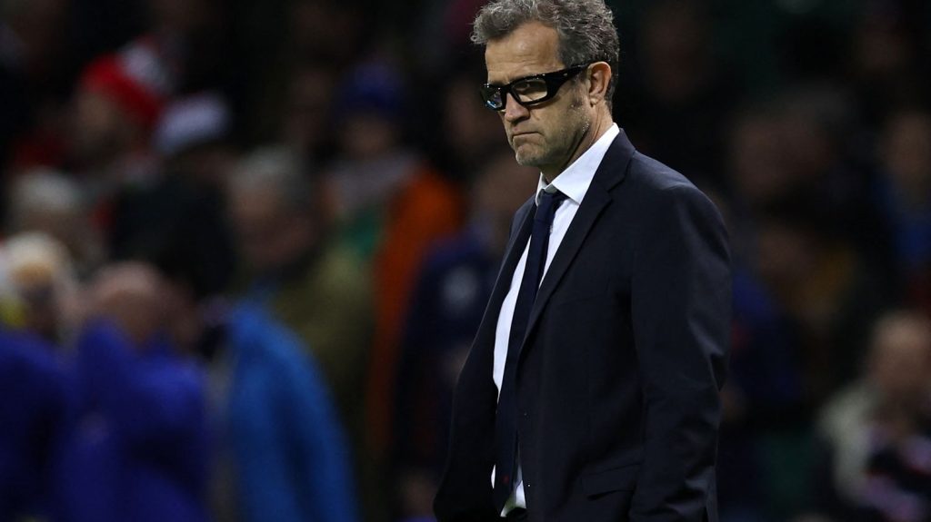 Vidéo
Six nations 2024 : "Le maître-mot aujourd'hui, c'était 'engageons-nous' et les joueurs l'ont fait de manière formidable", se réjouit Fabien Galthié
Le sélectionneur du XV de France a confié sa satisfaction après la victoire des Bleus au pays de Galles, dimanche, lors de la quatrième journée du Tournoi des six nations.