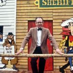 Séries Mania : "Lucky Luke" sera adapté en série pour France Télévisions
À l'occasion du festival sur les séries qui se tient à Lille jusqu'au vendredi 22 mars, France Télévisions a fait plusieurs annonces parmi lesquelles l'adaptation de la fameuse BD de Morris.