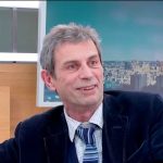 Littérature : "Il n'y a pas d'âge décisif", affirme le journaliste Frédéric Taddeï, qui publie des Birthday books
15 ans, 27 ans, 50 ans, Frédéric Taddeï sort 15 livres qui compilent les réussites et les échecs de personnes connues à un âge précis. Invité du 12/13 info, lundi 11 mars, il estime que la question de l'âge n'est pas prise en compte dans l'histoire.
