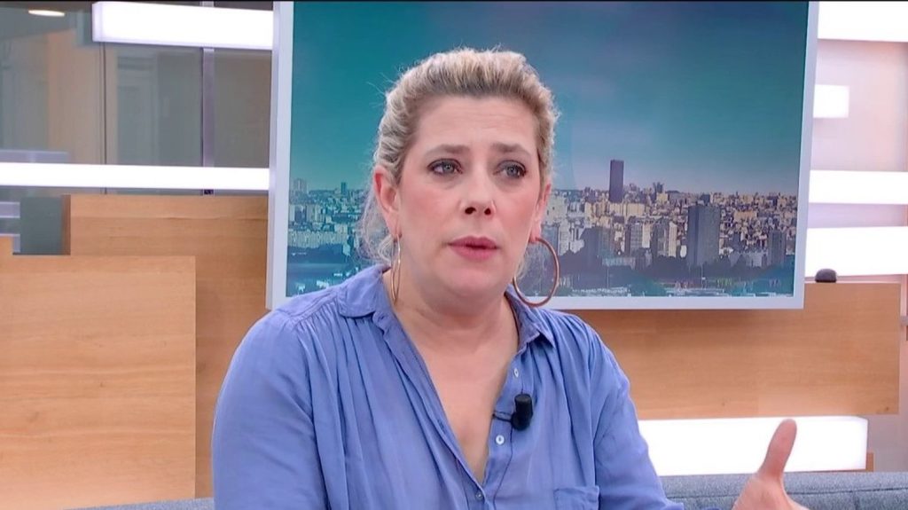Droit des femmes : "Depuis que les féministes existent, on essaie de les décrier", affirme Giulia Foïs, auteure et journaliste
La journaliste et auteure Giulia Foïs publie "Ce que le féminisme m'a fait", un livre dans lequel elle revient sur son engagement pour les droits des femmes. Elle est l'invitée du 12/13 info, vendredi 15 mars.