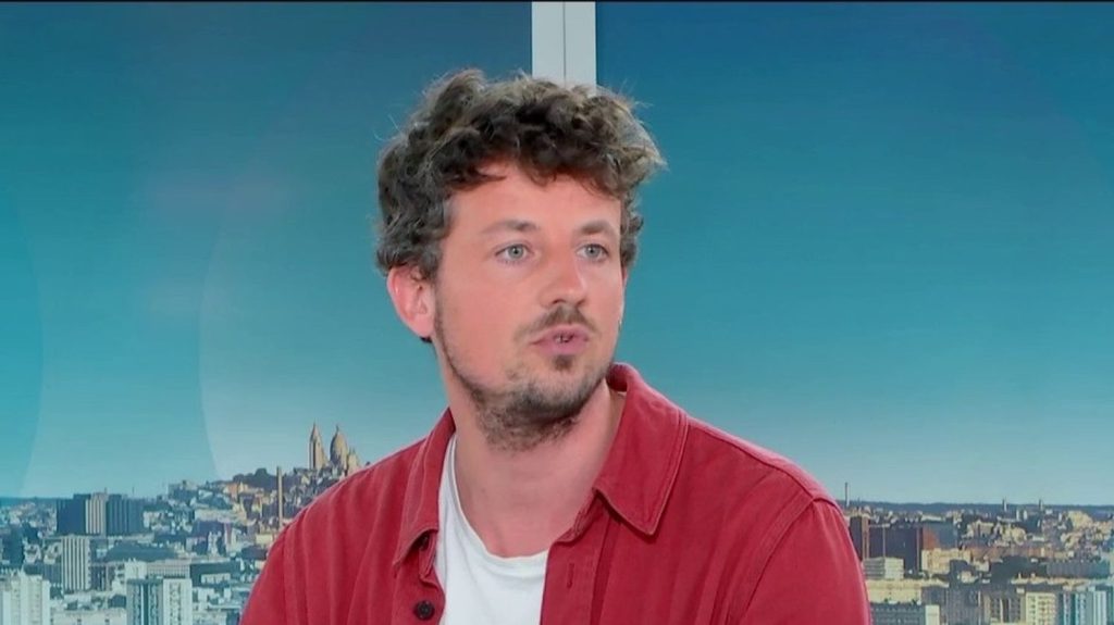 Environnement : "La moitié de l'eau qui est consommée par les Français est importée", pointe Quentin Ghesquière, chargé de plaidoyer climat à Oxfam
L'eau et sa consommation ont aussi un fort impact sur le climat. Et notamment en France, comme l'expliquent Quentin Ghesquière, co-auteur du rapport d'Oxfam "La soif du profit", et Simon Porcher, professeur de sciences de gestion à Paris Panthéon-Assas, dans le 12/13 info du vendredi 22 mars.