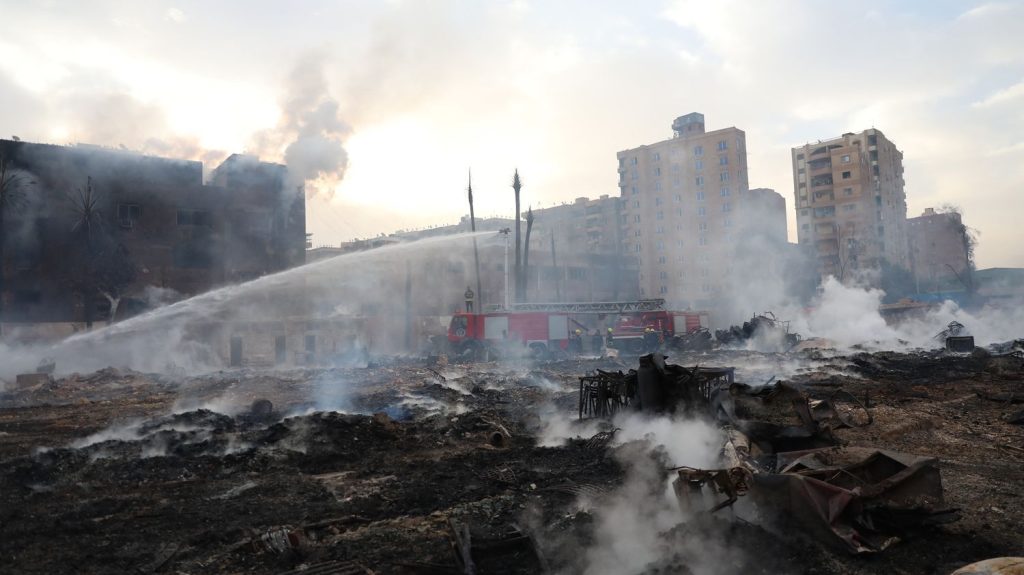 Egypte : un incendie ravage un des plus anciens studios de cinéma dans le monde arabe
Le studio Al-Ahram, construit en 1944, s'étendait sur 27 000 m2 et comprenait trois plateaux de tournage, une salle de projection et une salle de montage.