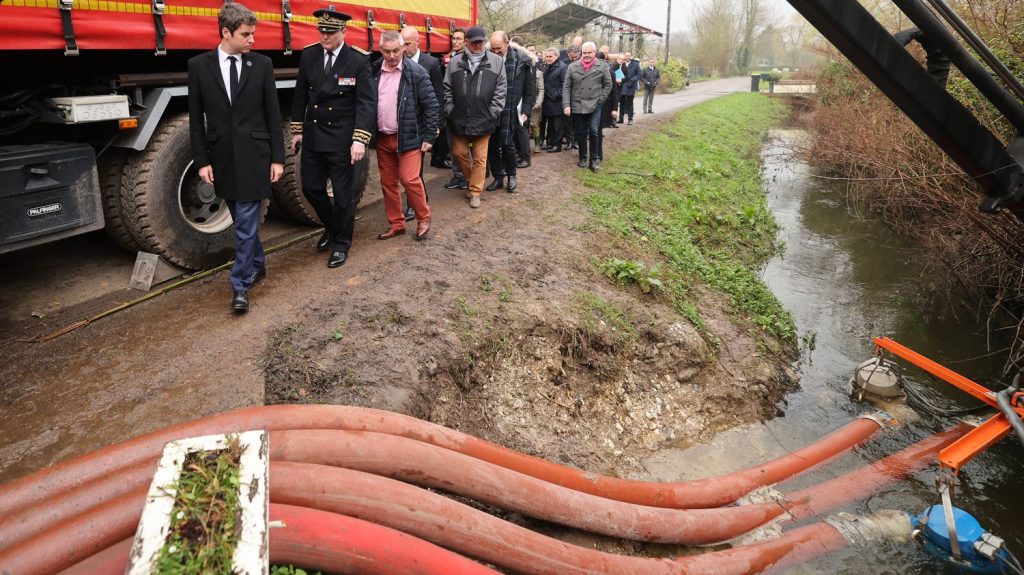 Inondations dans le Pas-de-Calais : Gabriel Attal annonce une réduction du délai de paiement des assureurs
Depuis novembre, le Pas-de-Calais a été touché par plusieurs épisodes d'inondations.