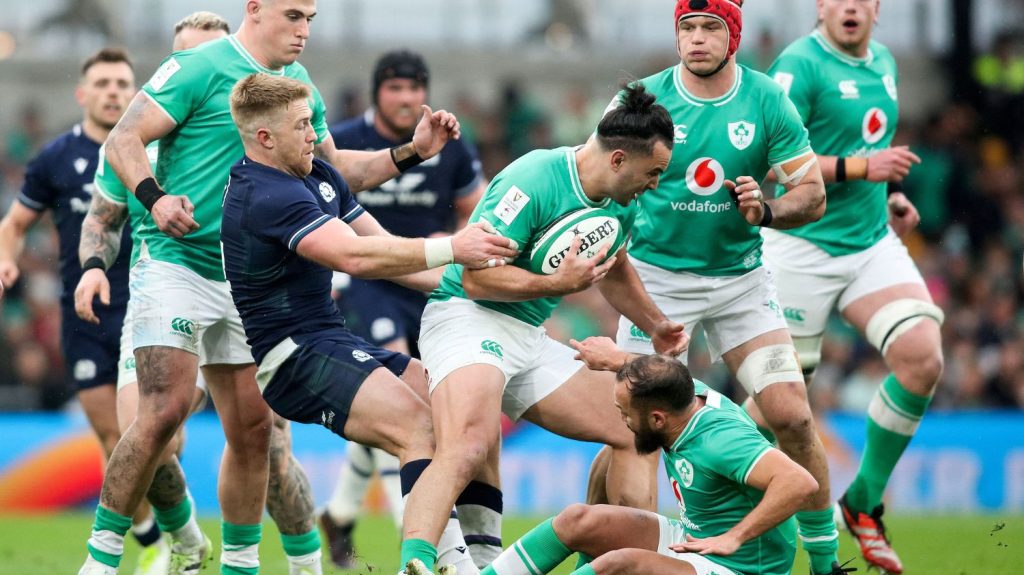 Six nations 2024 : l'Irlande vient difficilement à bout de l'Ecosse et conserve son titre dans le Tournoi
Le XV du Trèfle a peiné pour vaincre les Ecossais (17-13), samedi à Dublin, mais il est la première équipe, depuis l'Angleterre en 2016-2017, à signer le doublé dans le Tournoi des six nations.