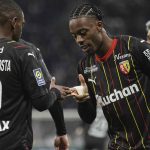 Ligue 1 : Lens met fin à la belle série de l'OL et se rapproche du podium
Au Groupama Stadium dimanche, les Lensois ont giflé l'Olympique lyonnais (0-3) et mis fin à la série de quatre victoires consécutives des locaux en Ligue 1.