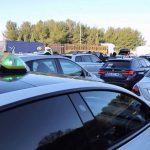 Manifestation des taxis : des opérations escargots dans plusieurs villes
Les taxis manifestent, lundi 4 mars, contre le partage de taxis pour plusieurs malades. Cette mesure doit permettre à la Sécurité sociale de réaliser des économies.