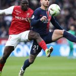 Ligue 1 : le PSG concède un troisième match nul consécutif face à un Stade de Reims accrocheur
Mis sous pression par des Rémois solides de bout en bout, les Parisiens ne sont pas parvenus à l’emporter, dimanche (2-2). Plusieurs cadres, dont Kylian Mbappé, avaient démarré sur le banc.