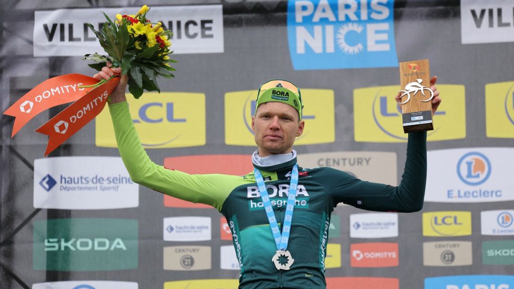 Vidéo
Paris-Nice 2024 : Aleksandr Vlasov vainqueur à la Madone d'Utelle, Brandon McNulty conserve le maillot jaune... Le résumé de la 7e étape
Le Russe s'est imposé devant tous les favoris du classement général, samedi. Le maillot jaune reste sur les épaules de Brandon McNulty pour une poignée de secondes.