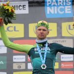 Vidéo
Paris-Nice 2024 : Aleksandr Vlasov vainqueur à la Madone d'Utelle, Brandon McNulty conserve le maillot jaune... Le résumé de la 7e étape
Le Russe s'est imposé devant tous les favoris du classement général, samedi. Le maillot jaune reste sur les épaules de Brandon McNulty pour une poignée de secondes.