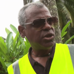 Guadeloupe : plusieurs quartiers privés d’eau potable
En Guadeloupe, des actes de malveillance privent d’eau des dizaines de milliers d’habitants. Des travaux ont été réalisés en urgence, ce n’est pas suffisant. Par conséquent, des bouteilles d’eau ont dû être distribuées.