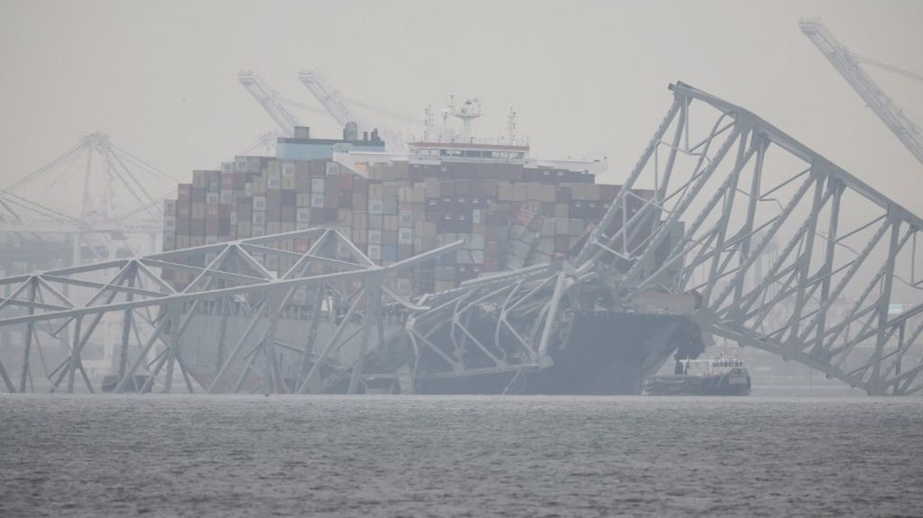Les chansons des (petits) ponts français
La catastrophe de Baltimore nous rappelle que les ponts que chantent les variétés ne sont pas aux dimensions des gigantesques ouvrages d'art américains. D'ailleurs, ils sont pour la plupart dans la même ville.
