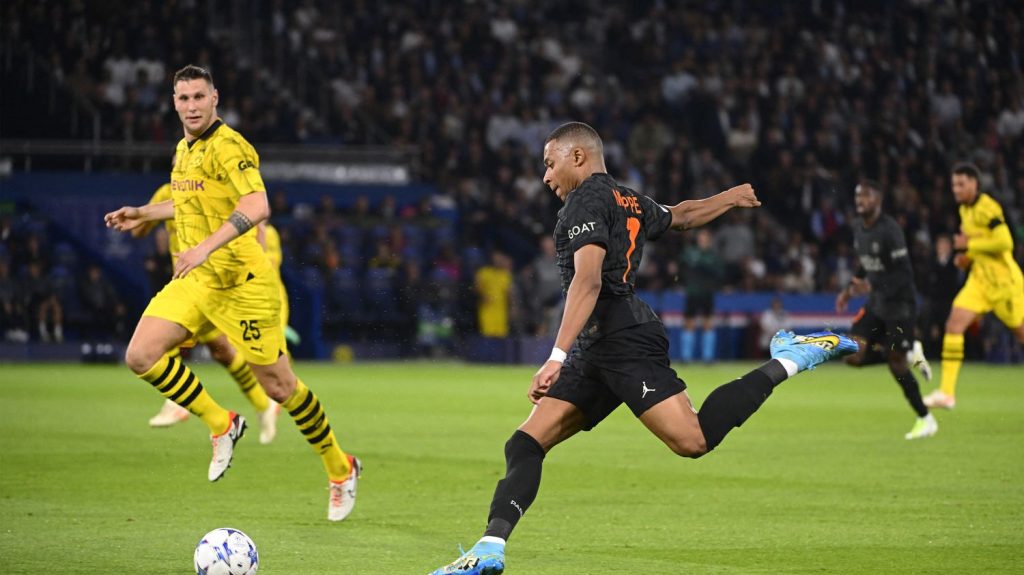 Ligue des champions : Real Madrid, Manchester City, Bayern Munich... Le meilleur et le pire tirage pour le PSG en quarts de finale
Le PSG connaîtra son adversaire en quarts de finale de la Ligue des Champions, vendredi, à l'issue du tirage au sort.