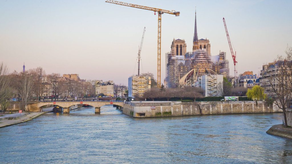 Notre-Dame de Paris : "Nous tenons délais et budget", assure Philippe Jost à la tête du chantier de reconstruction
La réouverture de la cathédrale est prévue pour le 8 décembre.