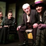 Reportage
"La Cantatrice Chauve" et "La Leçon" d'Ionesco jouées pour la 20 000e fois d'affilée au théâtre de la Huchette à Paris, un record du monde
La mise en scène et les décors sont inchangés depuis le 16 février 1957. Et les représentations n'ont connu que deux interruptions : en mai 68 et pendant la crise du Covid.