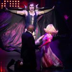 Le "Rocky Horror Show" et ses morts-vivants surgissent sur la scène du nouveau Lido
La production-anniversaire de la comédie musicale se joue à Paris en version originale jusqu’au 21 avril au Lido. Une première depuis sa création, à Londres, en 1973.