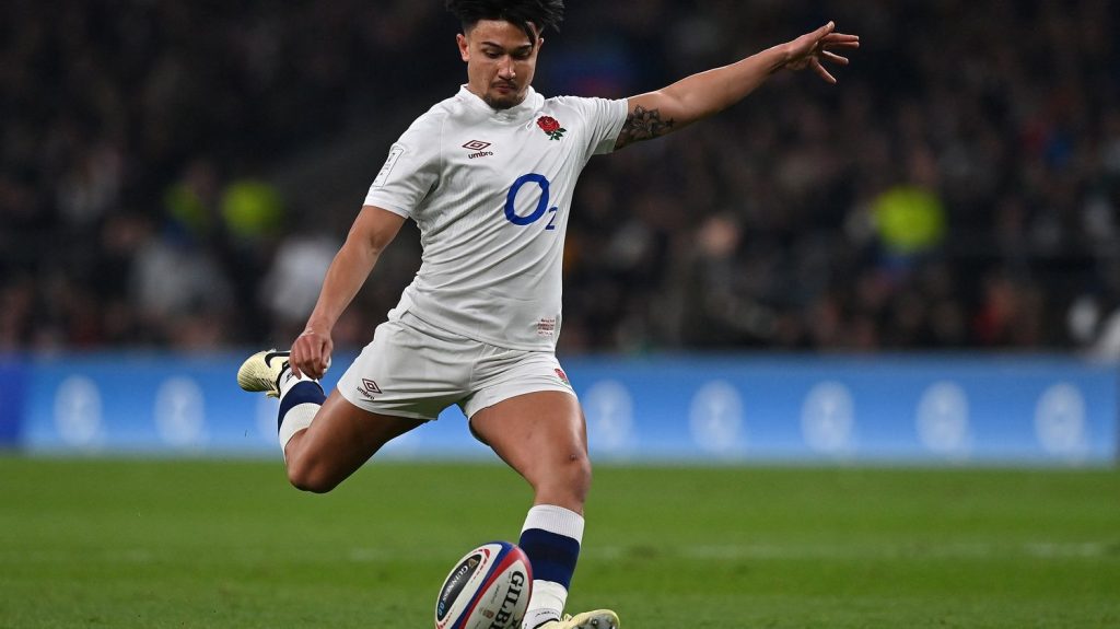 Six nations 2024 : le XV de la Rose renverse les Irlandais au terme d'un match fou... Revivez la rencontre
Invaincus depuis le début du Tournoi, les Irlandais ont chuté à Twickenham, samedi, battus à la dernière seconde (22-23) par un drop de l'ouvreur remplaçant de l'Angleterre, Marcus Smith.