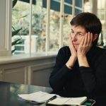 Christine Angot : filmer face au silence et au déni
Les sorties cinéma de la semaine avec Thierry Fiorile et Matteu Maestracci : "Une famille", film documentaire de Christine Angot et "Hors-saison" de Stéphane Brizé.