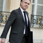 Mode : le gouvernement "va soutenir" la proposition de loi visant la "fast-fashion" pour réduire l'impact sur l'environnement
Le ministre de la Transition écologique, Christophe Béchu, annonce que le gouvernement entend soutenir la proposition de loi visant à réduire l'impact de la "fast-fashion" sur le changement climatique.