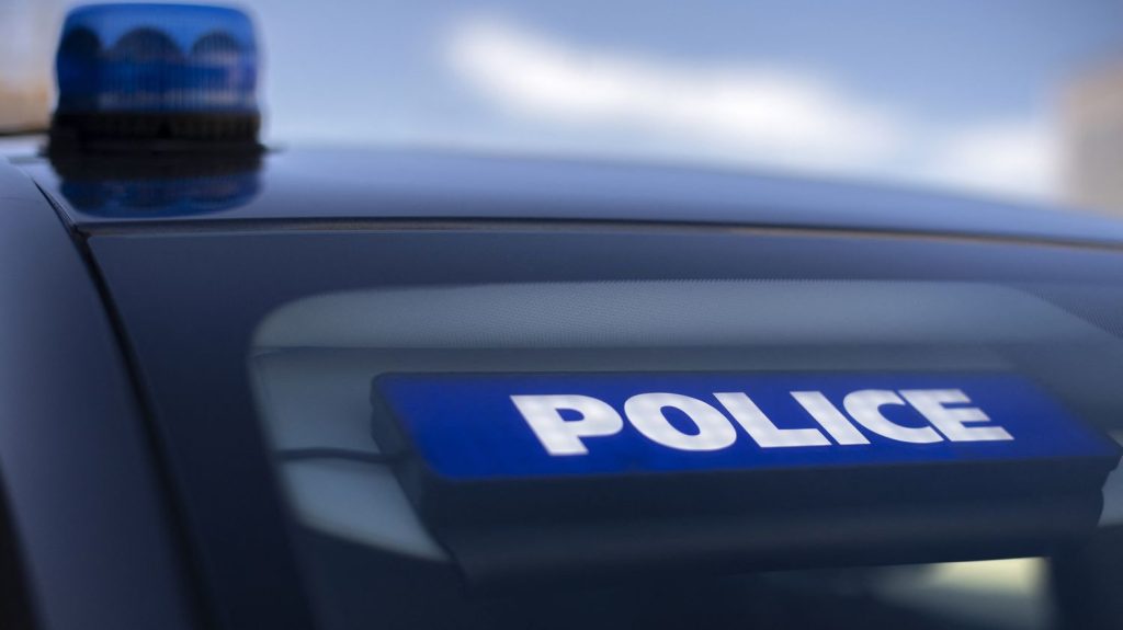 Chartres : deux lycéens de 16 ans placés en garde à vue pour tentative d'homicide volontaire sur un autre adolescent de 17 ans
La victime avait été attaquée à l'arme blanche, mardi. Son pronostic vital est "engagé".