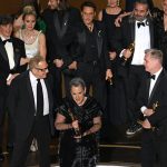 Oscars 2024 : le triomphe d'"Oppenheimer", "Anatomie d'une chute" primé, le show de Ryan Gosling... Ce qu'il faut retenir de la 96e cérémonie
Le film de Christopher Nolan repart avec sept statuettes dont celle du meilleur film et de la meilleure réalisation. Justine Triet et son compagnon Arthur Harari ont été primés pour le scénario d'"Anatomie d'une chute".