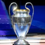 Football : la France assurée de rester cinquième à l'indice UEFA après l'élimination du PSV Eindhoven en huitième de finale de Ligue des champions
Avec l'élimination du PSV Eindhoven en Ligue des champions, mercredi, les Pays-Bas ne peuvent plus déloger la France au coefficient UEFA. Il y aura donc trois strapontins directs pour les poules et un autre en tour préliminaire de C1 pour la saison 2025-2026.