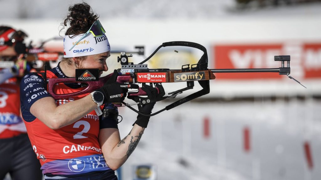 Biathlon : Lou Jeanmonnot s'impose sur la dernière mass start de la saison à Canmore, le gros globe pour Lisa Vittozzi
La Française l'a emporté au Canada, dimanche, empochant également le petit globe de la mass start. L'Italienne Lisa Vittozzi a elle décroché sa première victoire au classement général de la Coupe du monde.