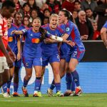 Ligue des champions : l'OL s'impose dans la douleur face à Benfica
Première équipe française à entrer en lice lors de ces quarts de finale de la Ligue des champions féminine mardi, l'Olympique lyonnais s'est offert une courte victoire 2-1 contre Benfica.